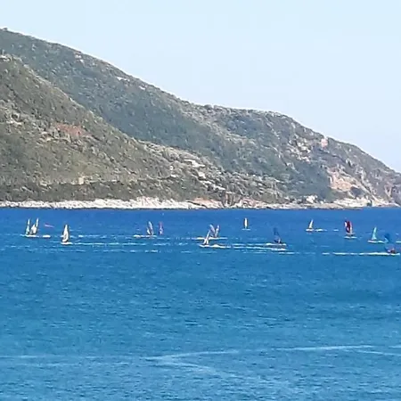 Ponti Bay
