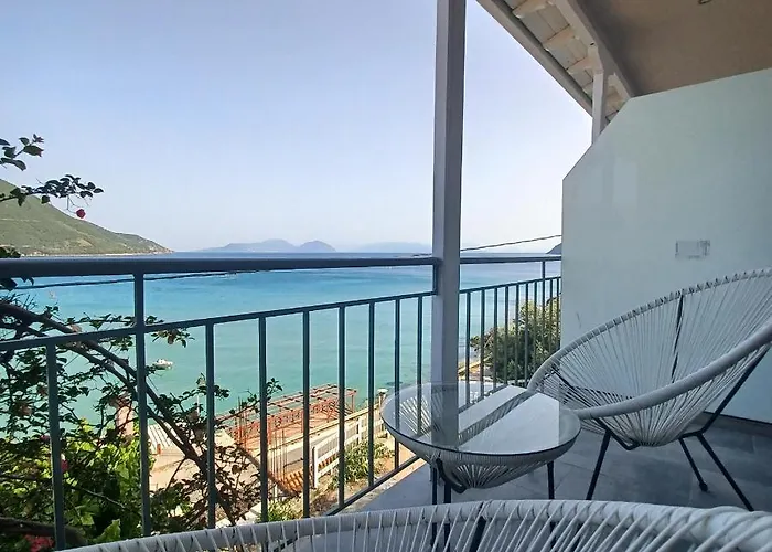 Ponti Bay *